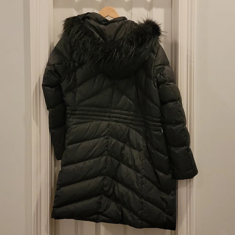 Talbots downed puffer coat. Black, faux fur lining removable.XL - Picture 8 of 8